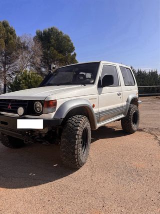 Mitsubishi Montero 3000 V6