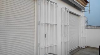 Rejas de acero con hojas abatibles 