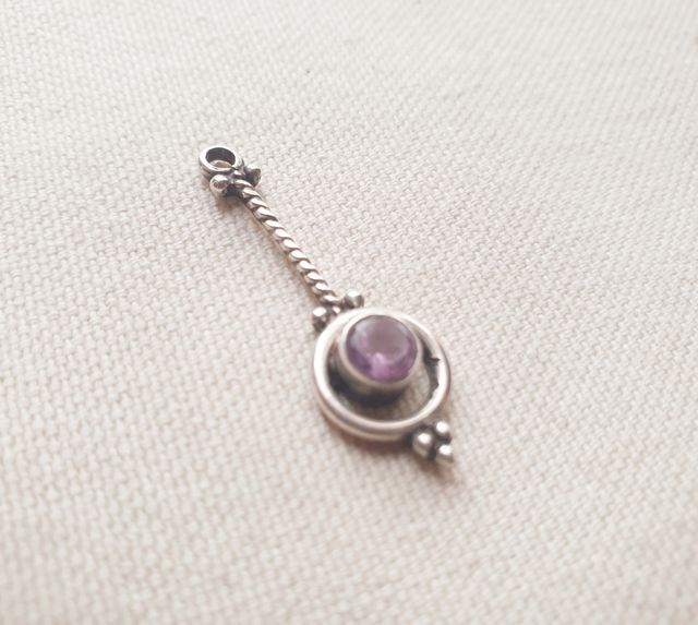 Colgante antiguo de plata y amatista