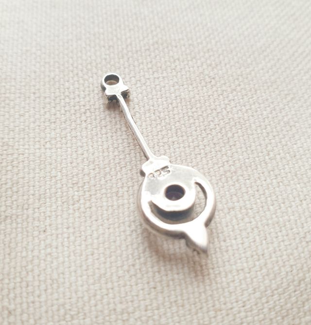 Colgante antiguo de plata y amatista