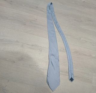 Corbata azul grisácea Zara
