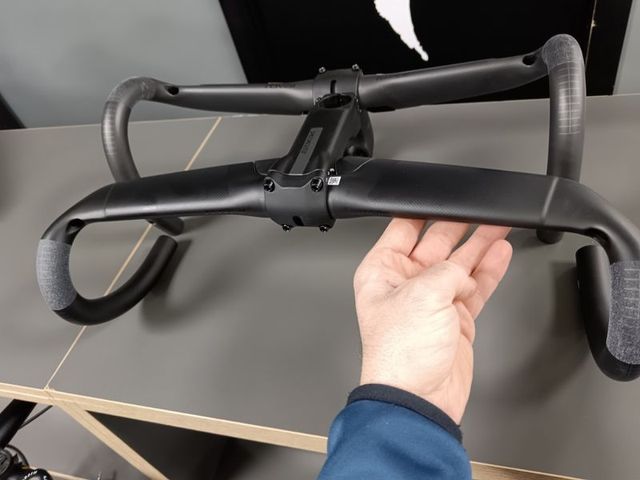 MANILLAR ROVAL RAPIDE 2024