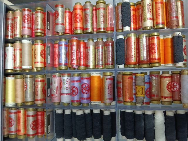 Rotolini filo da cucito