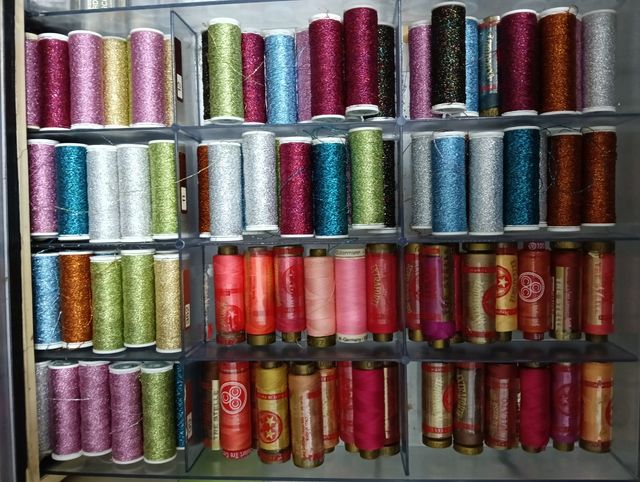 Rotolini filo da cucito