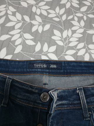 Vaquero hombre Marca Tiffosi talla L:34