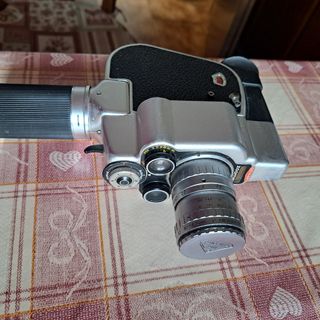 Cinepresa Angenieux. Gevaert 