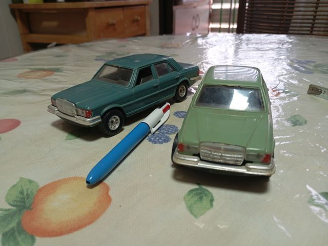 Coche juguete antiguo Mercedes. GOZAN