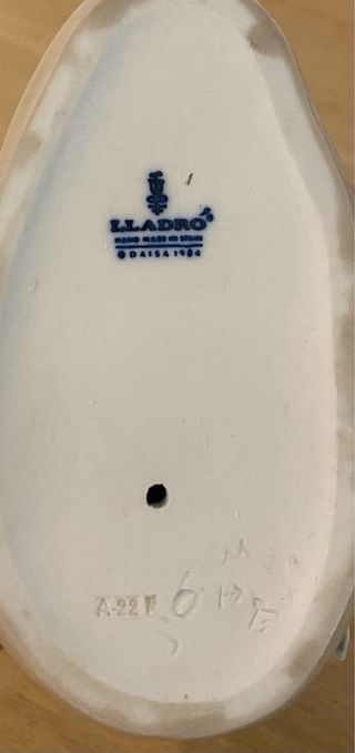 Figura porcelana gato y rana Lladró