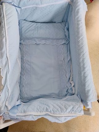 Mini cuna bebe.