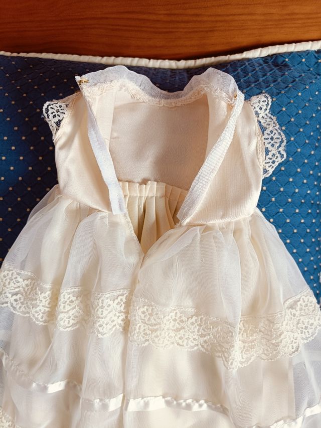 Vestido muñeca comunión . Regalo muñeca