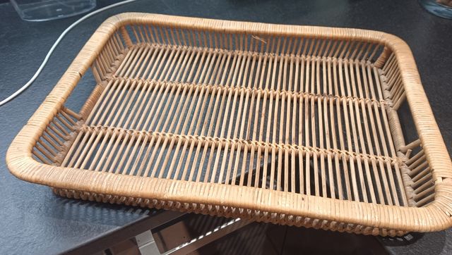 Bandeja de ratán 7 euros