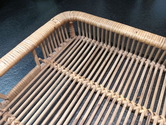 Bandeja de ratán 7 euros