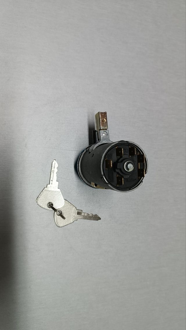 Seat 850 clausor de arranque