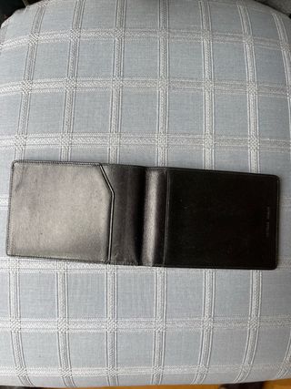 Billetero Montblanc negro de cuero