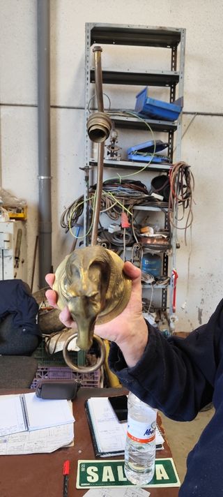 Lampara caballo bronce