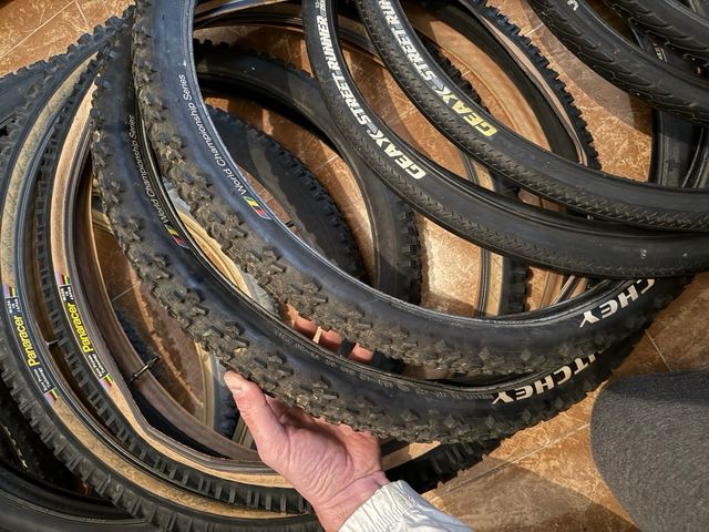 Cubiertas 26” maxxis hutchinson ritchey geax etc