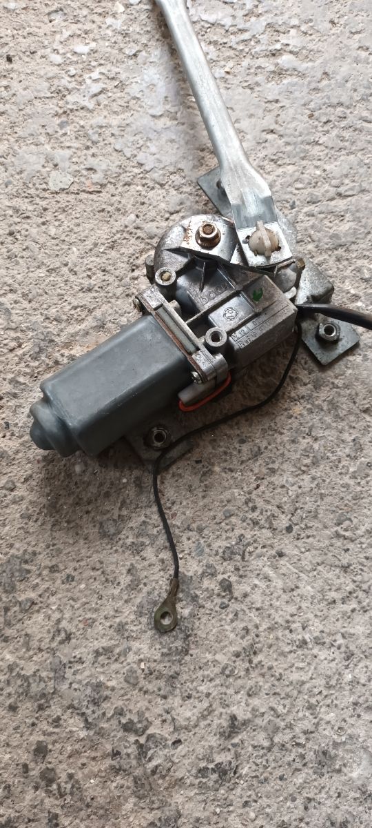 Motor limpia trasero ...