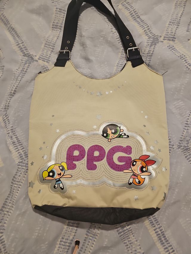 Bolso súper nenas muy bueno