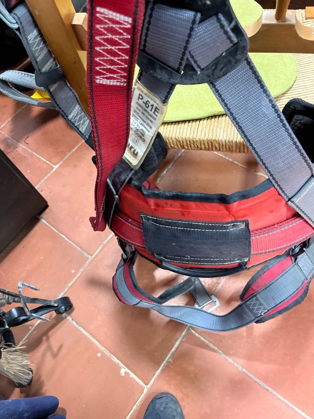 ARNES FARU TRABAJOS ALTURA VERTICALES