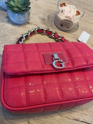 Bolsito Guess nuevo