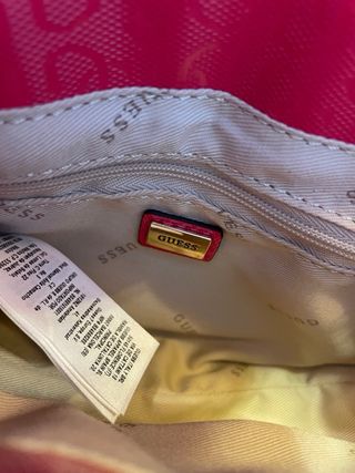 Bolsito Guess nuevo