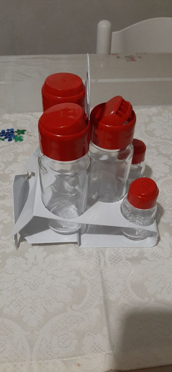 Set.di sale e pepe completo nuovo