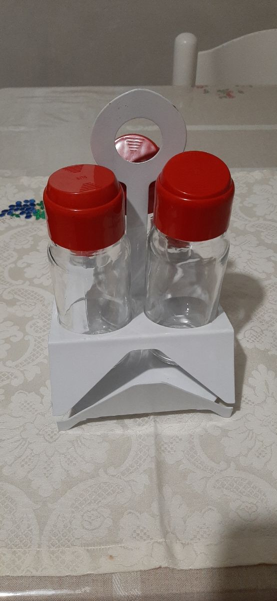 Set.di sale e pepe completo nuovo