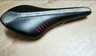 FIZIK Arione