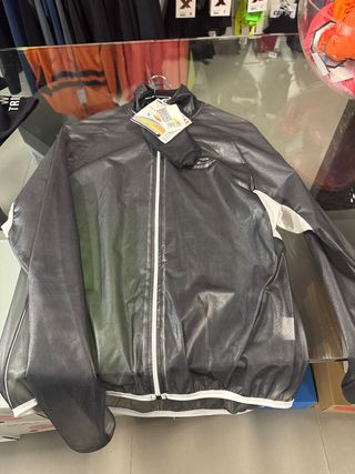 Mantellina Gist antivento