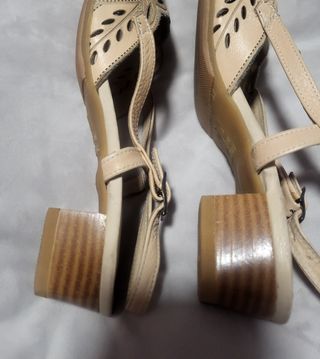 Sandalias beige Pitillos