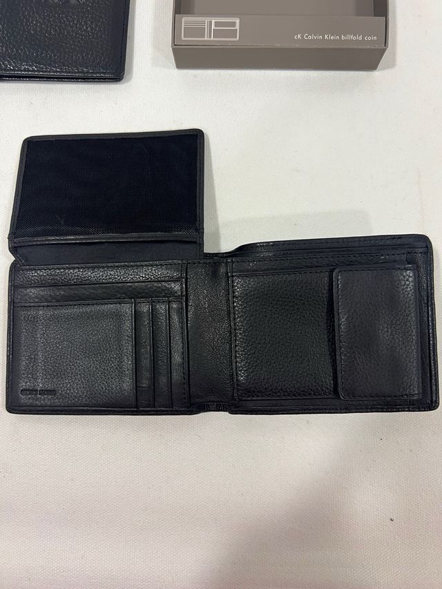 Cartera negra hombre Calvin Klein nueva y regalo