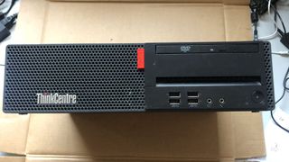 LENOVO M710S CON 32GB DE RAM