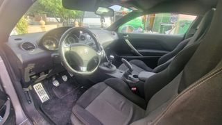 Peugeot RCZ 2011