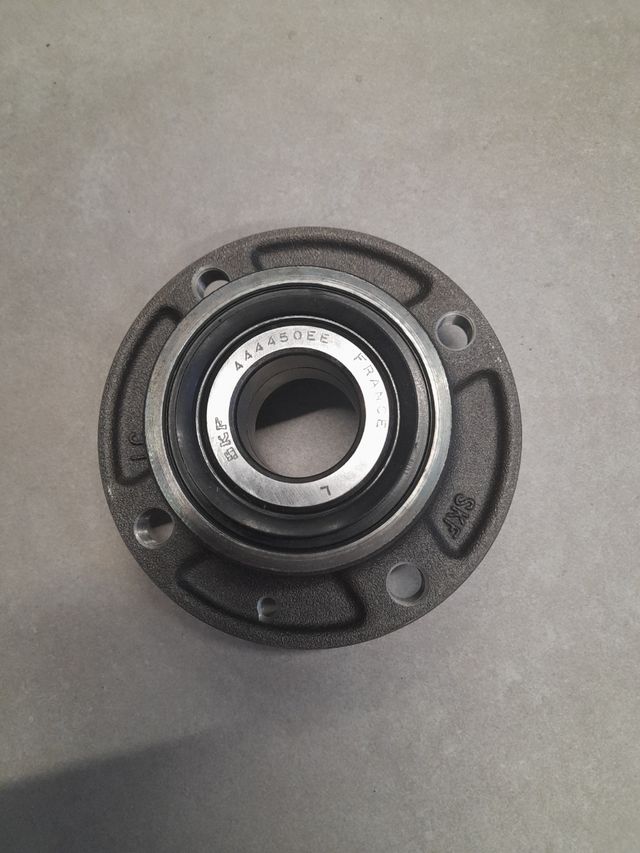 Buje rueda SKF 444450 EE C 15