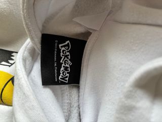 Sudadera Pokemon Pikachu / Zara