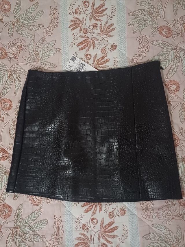 Minifalda negra mango nueva