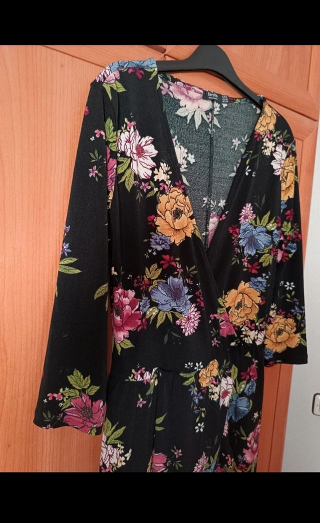 Vestido pantalón corto. Bershka