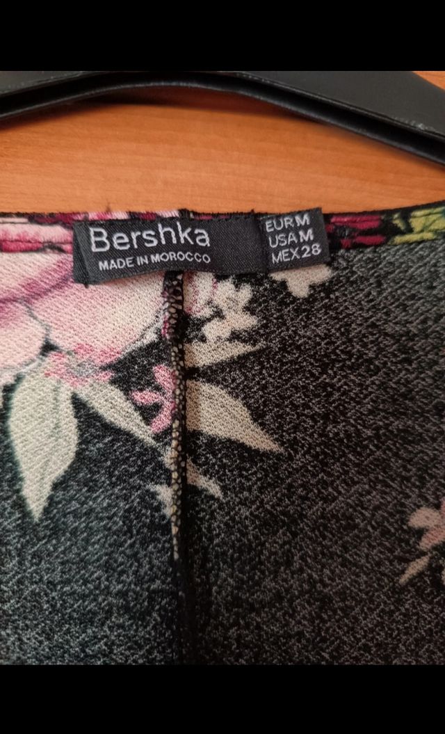 Vestido pantalón corto. Bershka