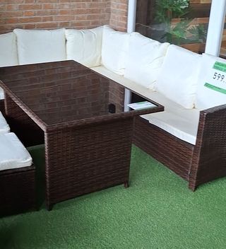 OFERTA. RINCONERA Y MESA RATAN TERRAZA JARIN NUEVO
