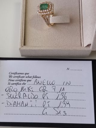 Anello 14 kt oro giallo smeraldo natural