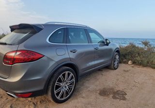 Porsche Cayenne 2014