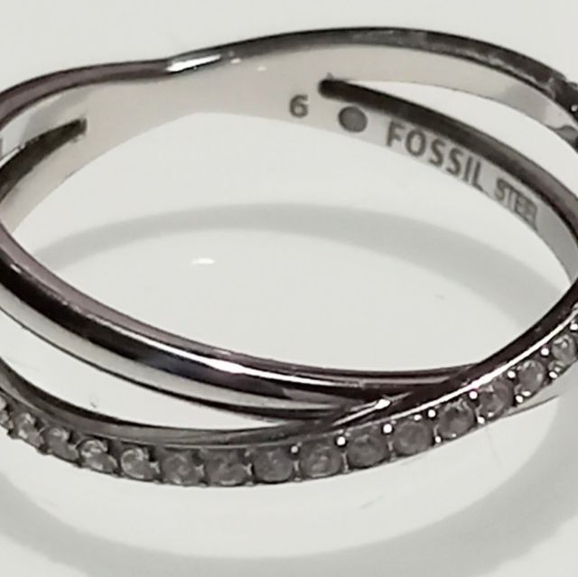 Anillo fino Fossil