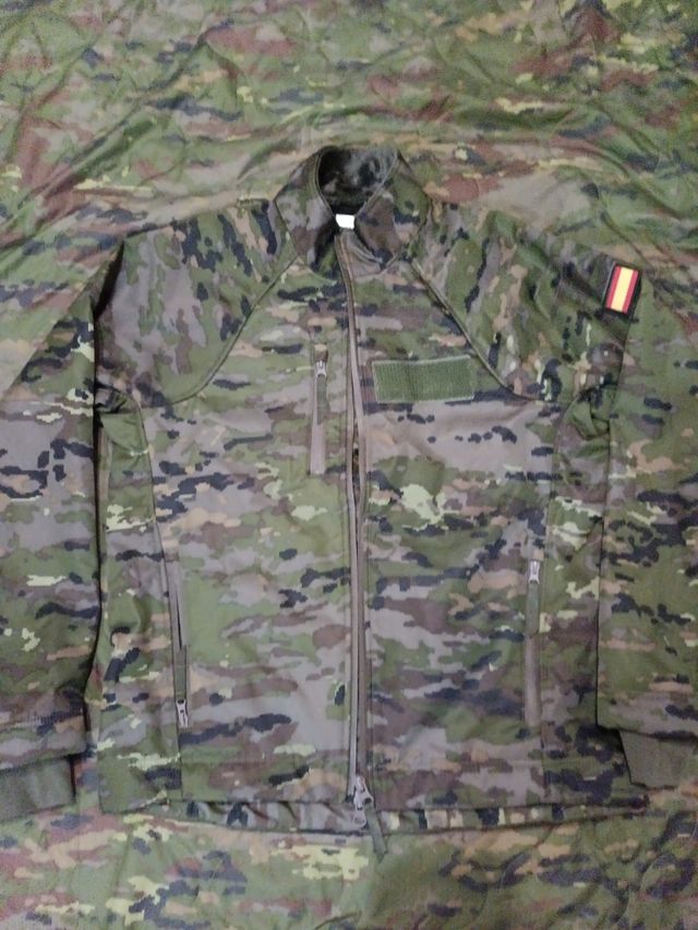 Forro polar verde pixelado