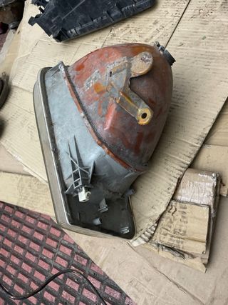 Faro peugeot 505 