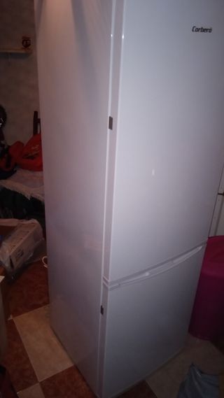 Frigrorifico blanco Corberó 
