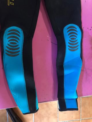 Traje de neopreno infantil