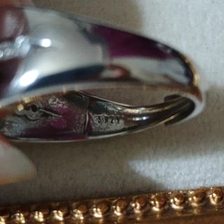 Anillo de plata con moissanita de hombre