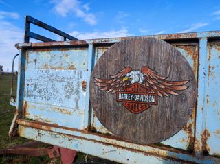 Cartel logo Harley Davidson águila 