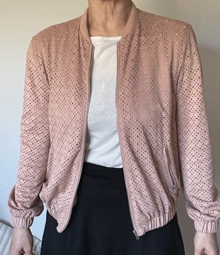Cazadora antelina perforada "Zara"