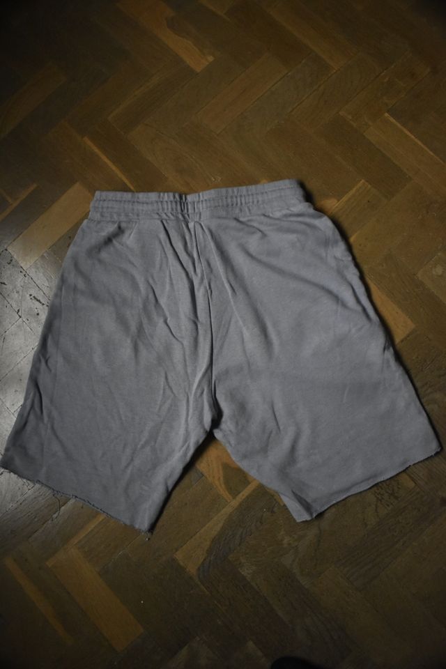 Pantalón corto gris H&M